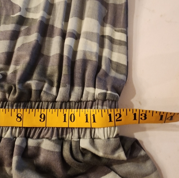 New Camouflage jumper romper - Picture 3 of 9